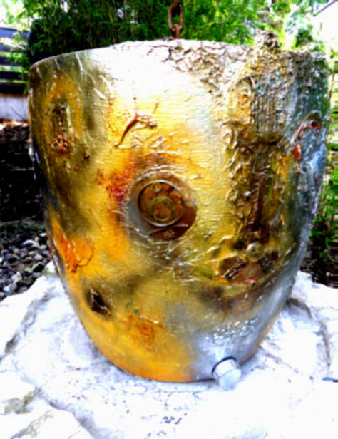 Regentonne 'Transformiertes Gef��' (-1)